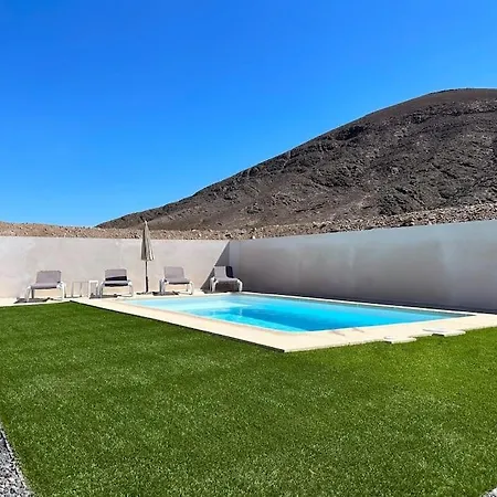 Hébergement de vacances En La Montana Con Piscina En Fuerteventura