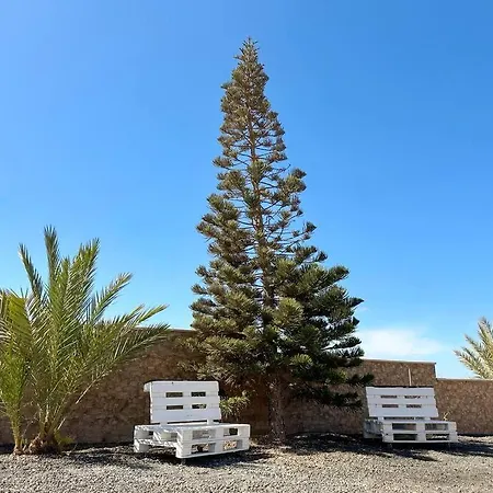 Hébergement de vacances En La Montana Con Piscina En Fuerteventura *
