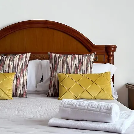 En La Montana Con Piscina En Fuerteventura Villa